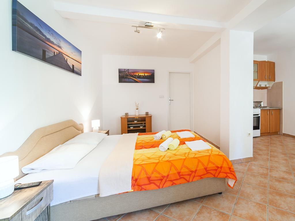 Apartments Midzor Petrovac Εξωτερικό φωτογραφία