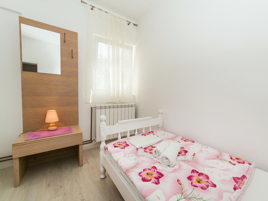 Apartments Midzor Petrovac Εξωτερικό φωτογραφία
