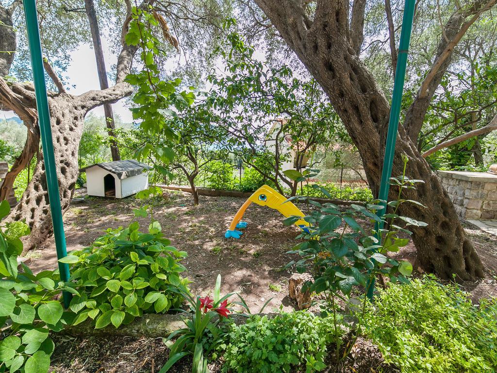 Apartments Midzor Petrovac Εξωτερικό φωτογραφία